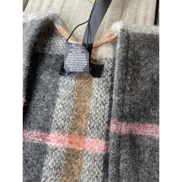 Modena Plaid Blanket Poncho One Size Gray Pink Orange Frayed NWT - Picture 5 of 11